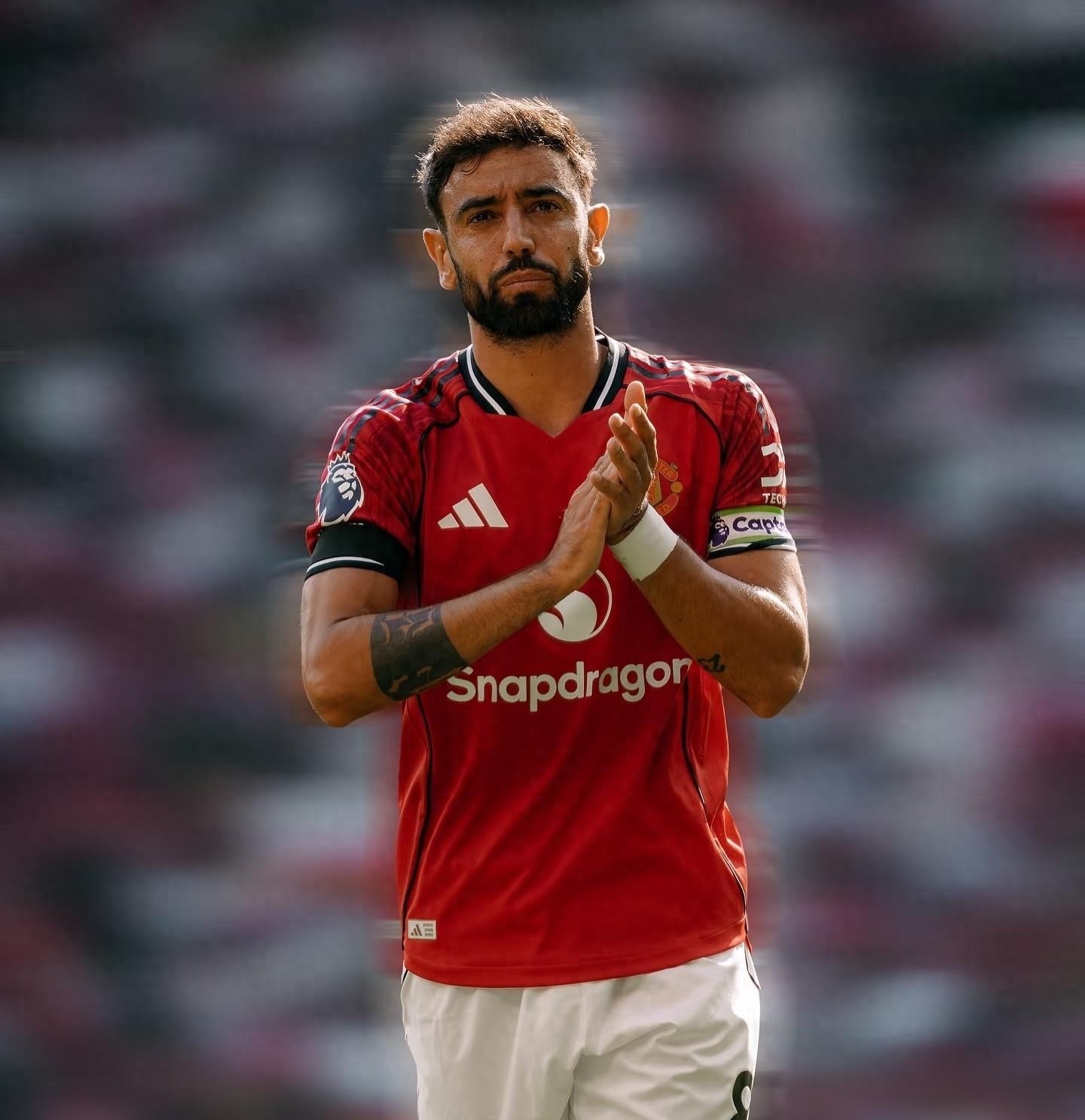 开云体育平台APP-波兰轻取曼城，皮克统治全场