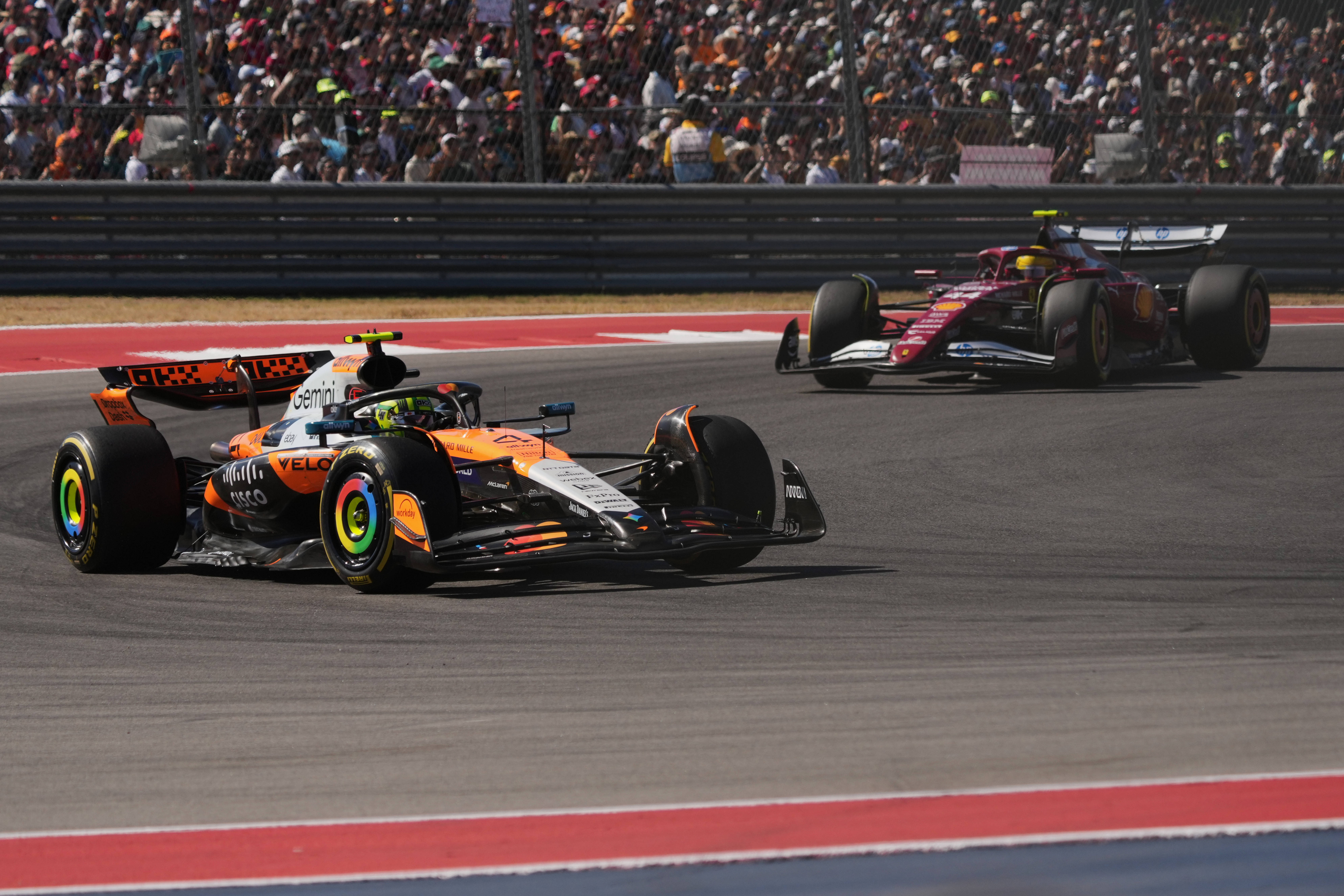 红牛车队横扫雷诺车队，勒克莱尔统治全场