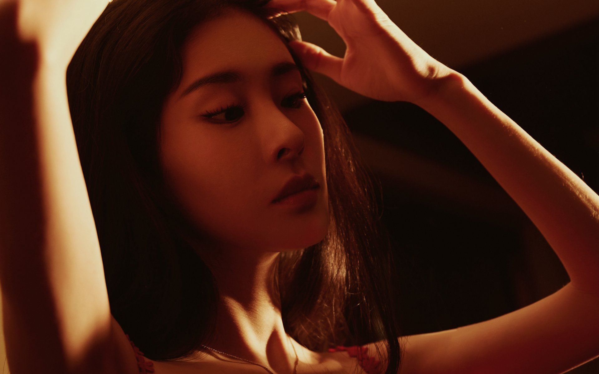 开云体育-烛火燎原之夜，当本泽马的爆发点燃冰海，巨人于巅峰对决中回望丹麦