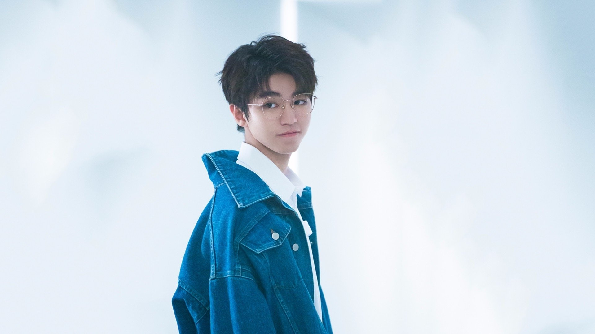 红色壁垒前,蓝色工兵拆解了足球的艺术,当坎特的铲抢让AC米兰沉默