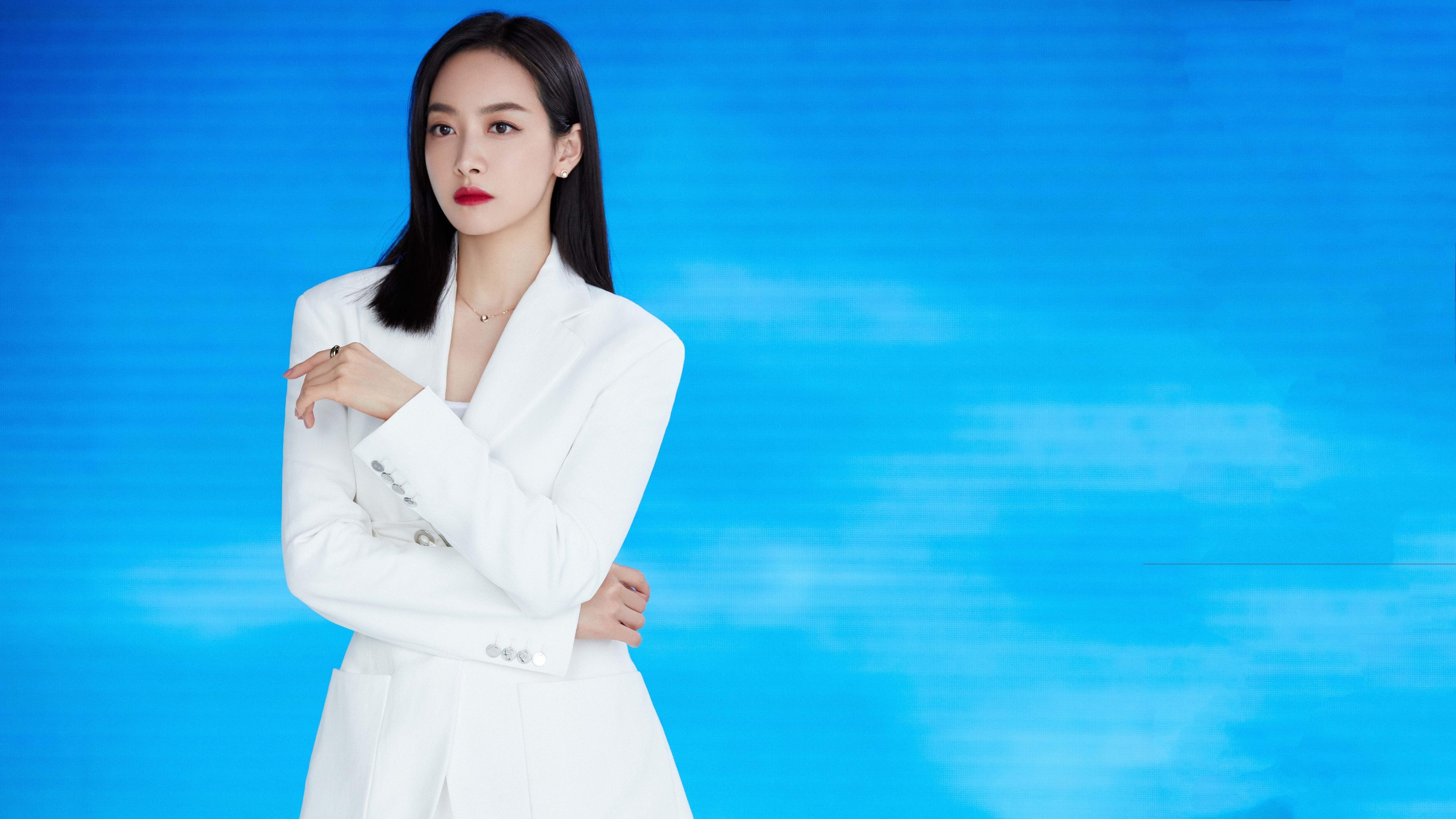 虚拟绿茵照进现实赛场，久保建英的足球式三分雨如何助安哥拉击溃芬兰