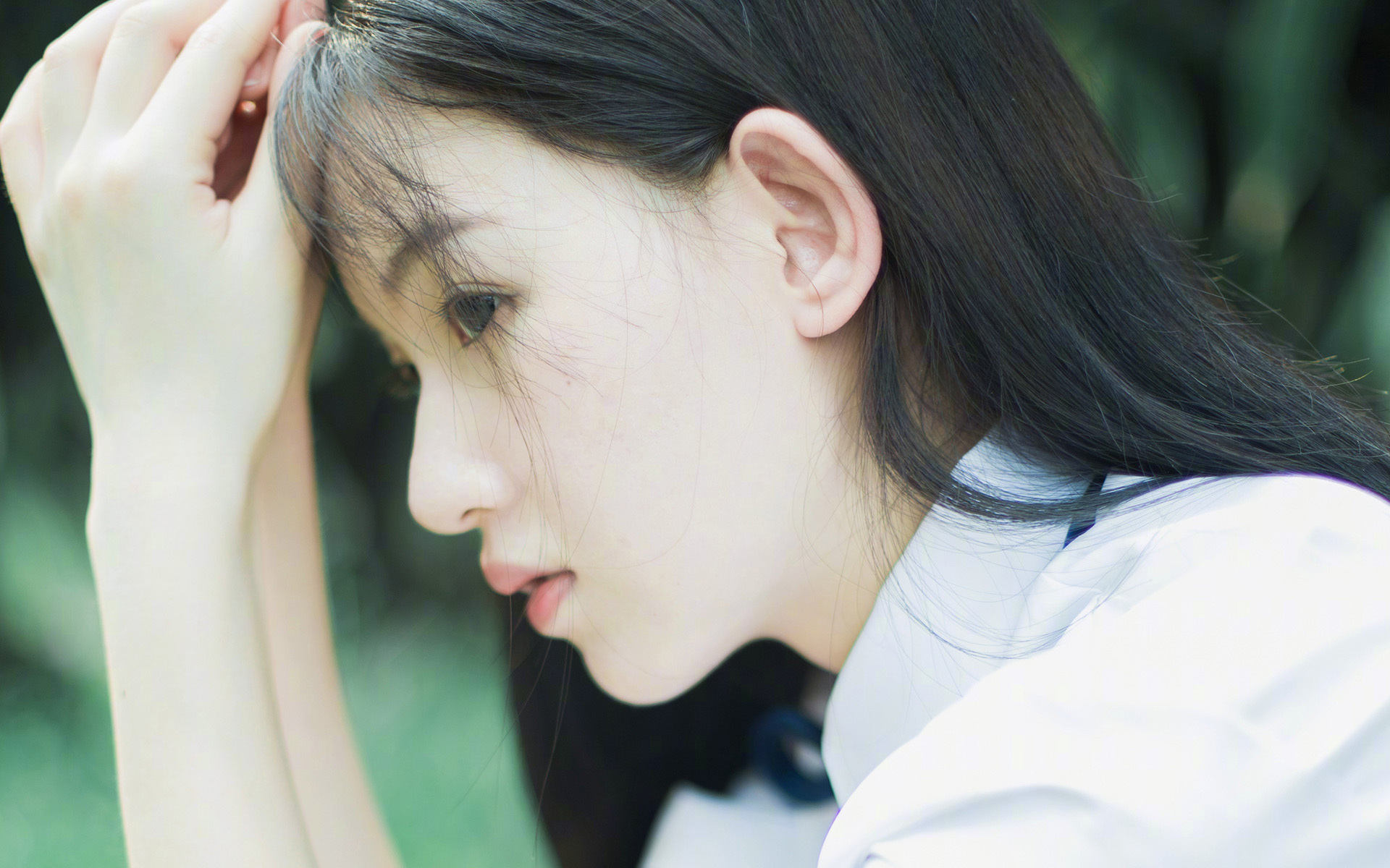 三分狂潮难敌定海神针!湖人火力全开压制山西,武切维奇关键战不手软